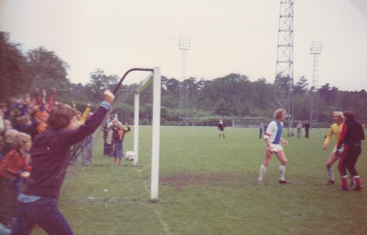 Kampioenswedstrijd 1e IJsselboys 1977 (3).jpg